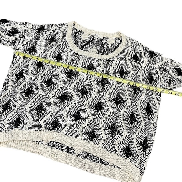 Ya Los Angeles Sparkle Sweater Medium White Black Sequins Cropped Boxy - Picture 6 of 8